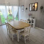 Domaine Du Marais Corps De Ferme Et Piscine Saint-Sigismond (Vendee)