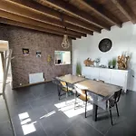 Dom wakacyjny Domaine Du Marais Corps De Ferme Et Piscine Saint-Sigismond (Vendee)