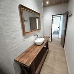 Domaine Du Marais Corps De Ferme Et Piscine * Saint-Sigismond (Vendee)