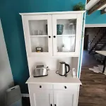 Dom wakacyjny Domaine Du Marais Corps De Ferme Et Piscine