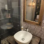 Domaine Du Marais Corps De Ferme Et Piscine Saint-Sigismond (Vendee)