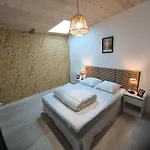 Dom wakacyjny Domaine Du Marais Corps De Ferme Et Piscine *