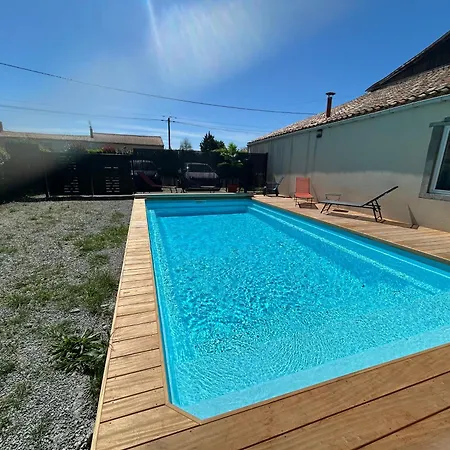Prázdninový dům Domaine Du Marais Corps De Ferme Et Piscine Saint-Sigismond (Vendee)